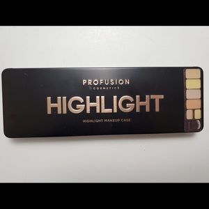 Brand new Profusion highlights set and case
